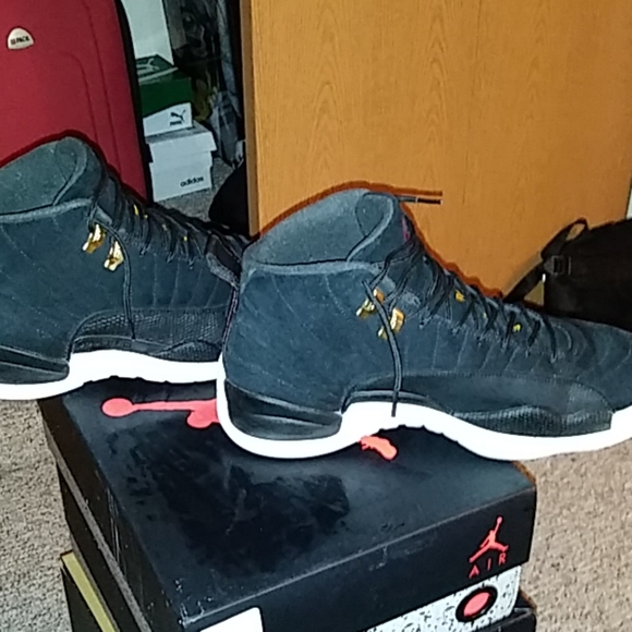 Retro 12 - Picture 3 of 3